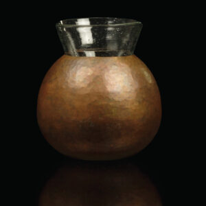 Vasos Mexcalli©️; Mezc’Art, modelo “Apapacho”, tono tabaco